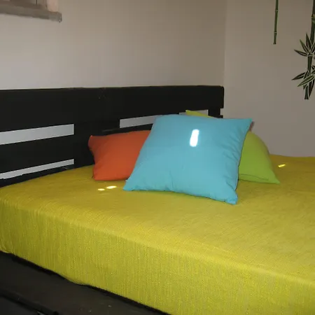 אכסניה Alameda *