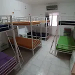 Hostel Alameda *